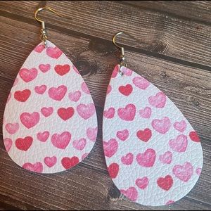 BRAND NEW TEAR DROP VALENTINE’s DAY EARRINGS